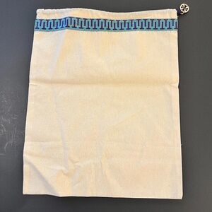 TORY BURCH POWDER BAG